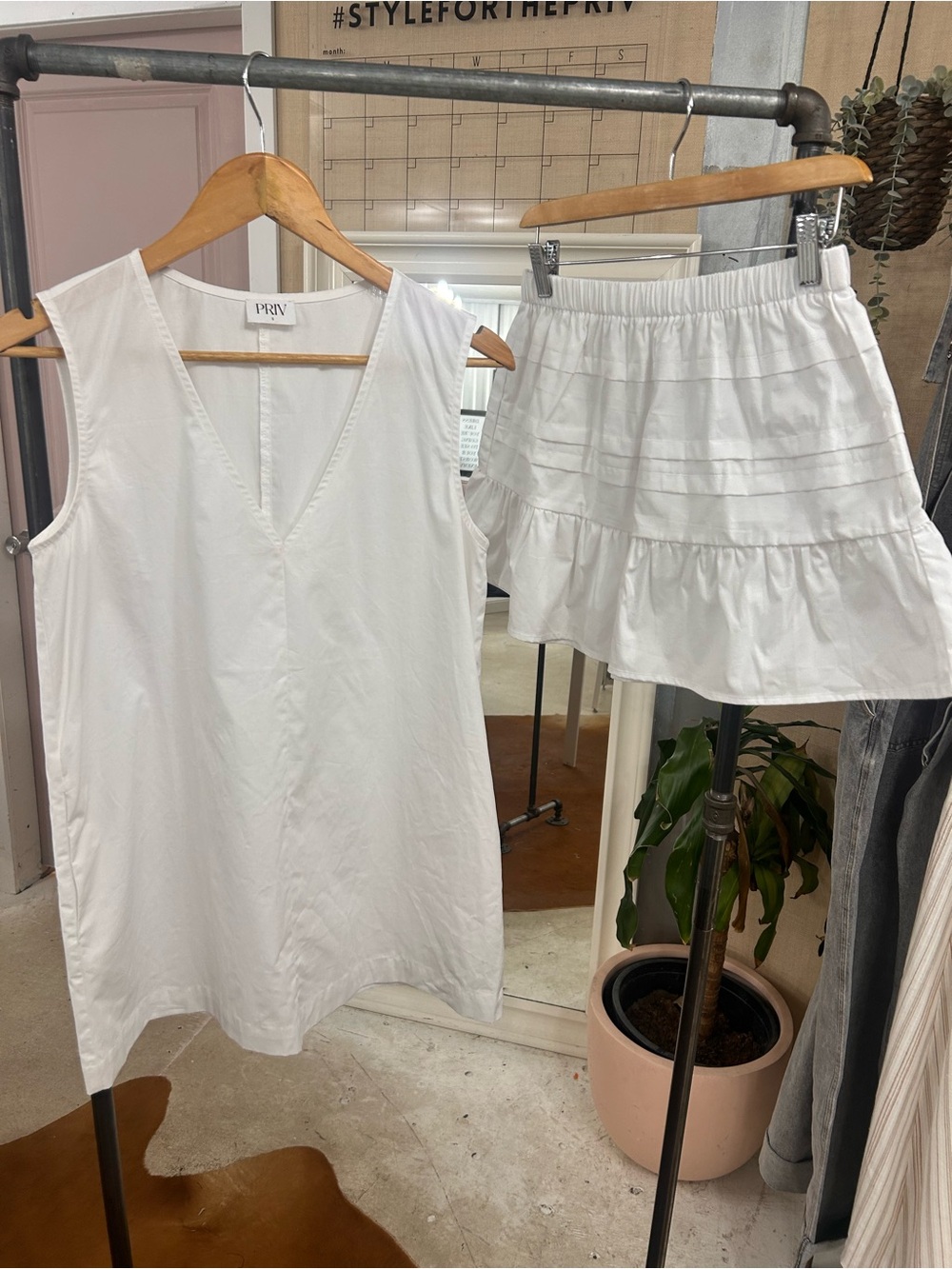 Priv - White Skirt Set NWT Small